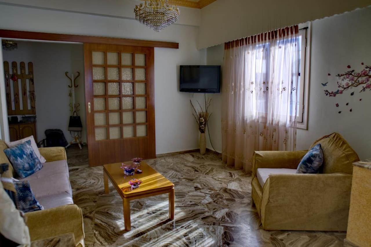 Afroditi'S House Villa Triovasalos Exterior photo